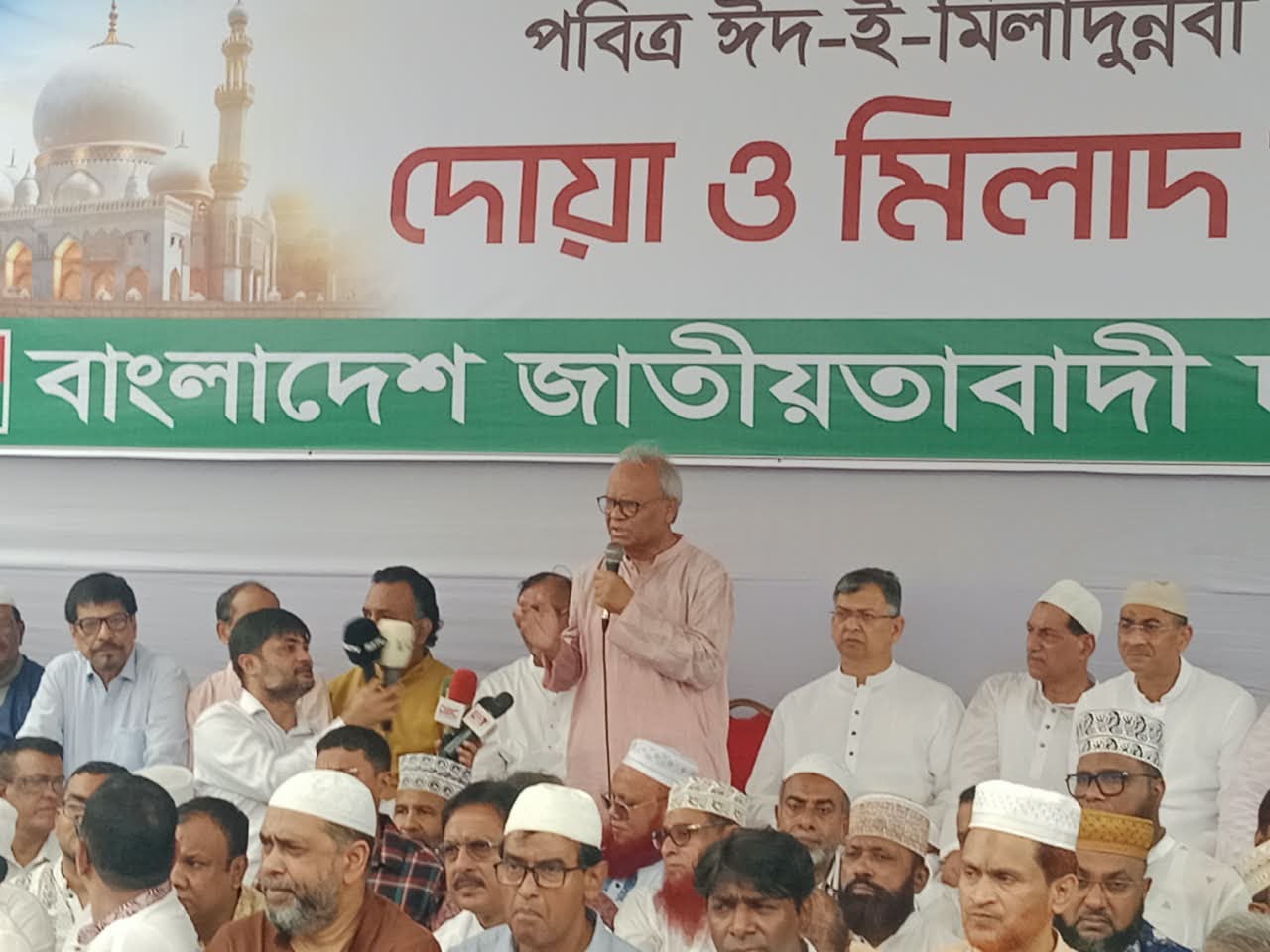 মানবজীবনের প্রত্যেকটি ক্ষেত্রে হযরত মুহাম্মদ (সা.)-কে অনুসরণ করা উচিত: রিজভী