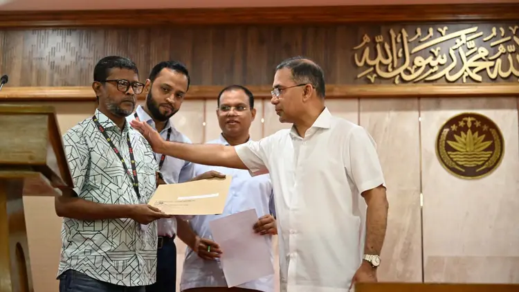 আজকে যে অর্জন, তা শহীদদের সর্বোচ্চ ত্যাগেরই ফসল: প্রধানমন্ত্রী