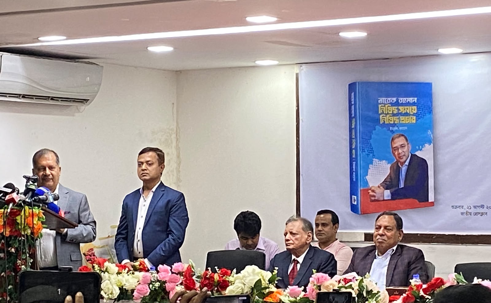 হাসিনা হিটলারের কাছ থেকে শিক্ষা নিলে ভারতে দৌড়াতে হতো না: তথ্যমন্ত্রী