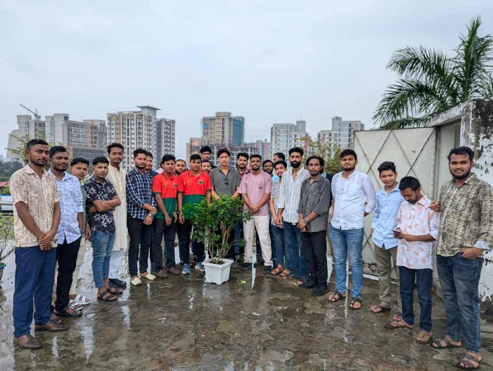 বিএনপির প্রতিষ্ঠাবার্ষিকী উপলক্ষে ডিআইইউ ছাত্রদলের বৃক্ষরোপণ